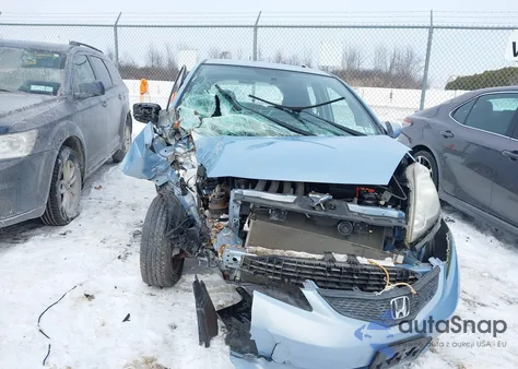 2010 Honda Fit Sport z USA, uszkodzony, nr VIN JHMGE8G49AC011391